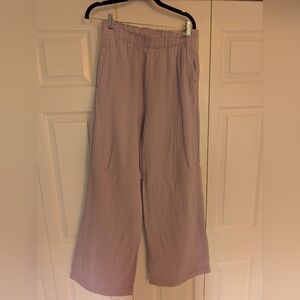 GAP Mid Rise Crinkle Gauze Wide Leg Pants Size Medium Tall Color Orchid Petal